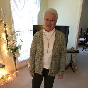 Meet your Posher, Joyce